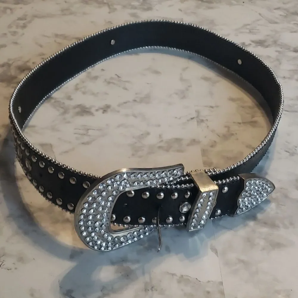 Rue21 Black Belt‎